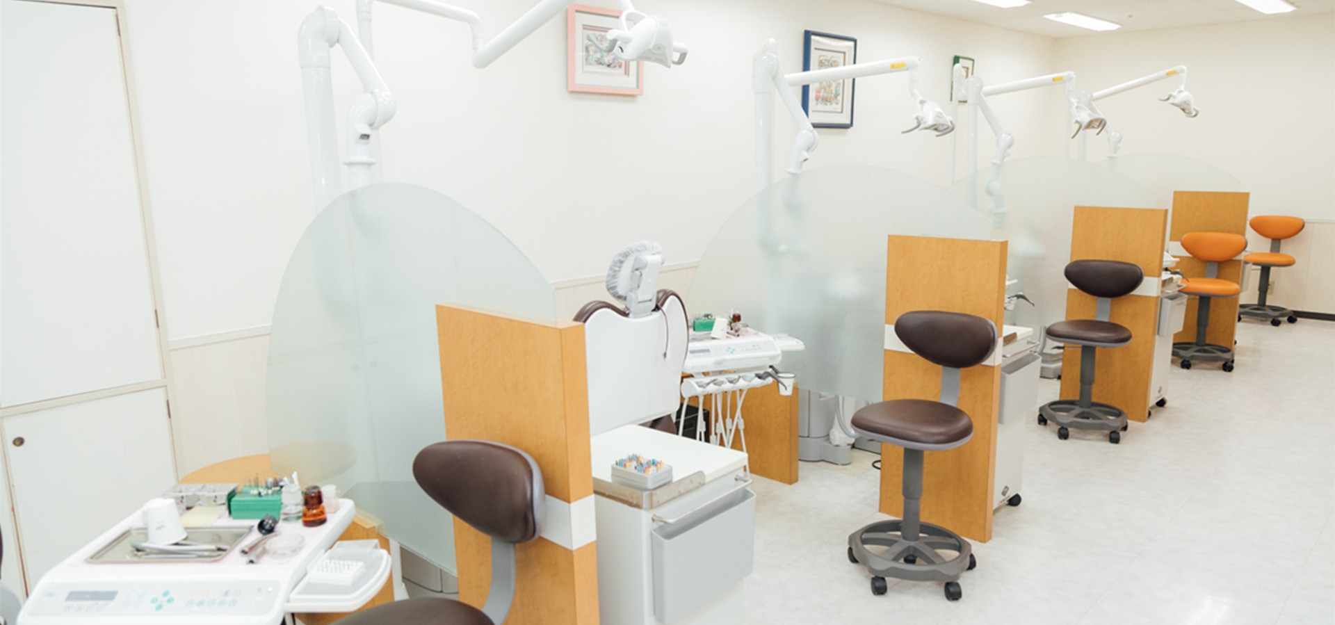 イースト歯科クリニック待合室